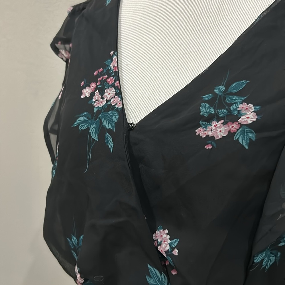 Nwt code x mode xs top - Picture 2 of 7